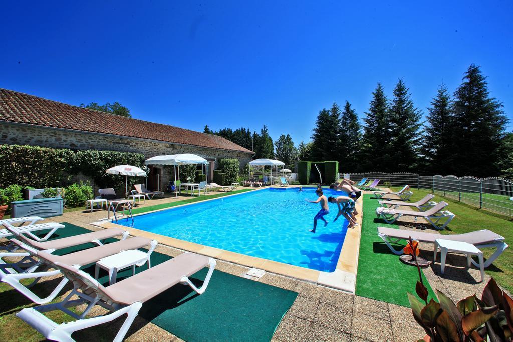 Hotellerie De Plein Air Camping Leychoisier ボナック・ラ・コート エクステリア 写真